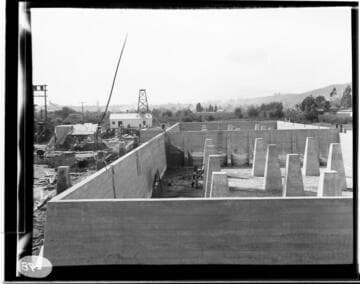 Los Angeles #3 Steam Plant while under construction