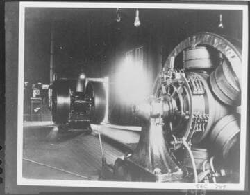 The steam engine and generator for the Santa Barbara Street Railway