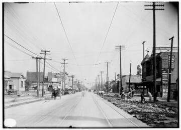 Area view of Main Street at 17th Street looking North