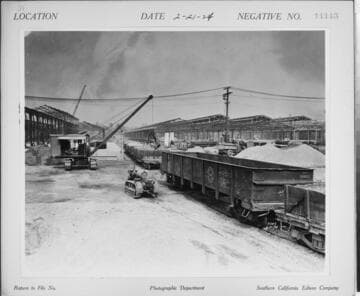 General Store, Alhambra - Warehouse & Shops under construction - unloading sand and aggregate from rail