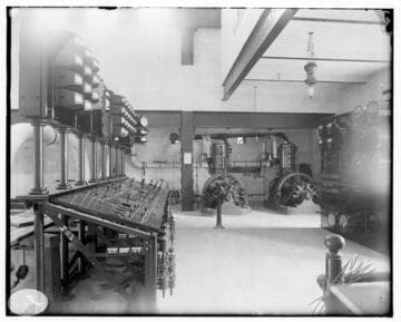 The interior of Los Angeles #3 Steam Plant