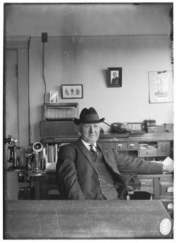 P1.3 - Portraits, P-S