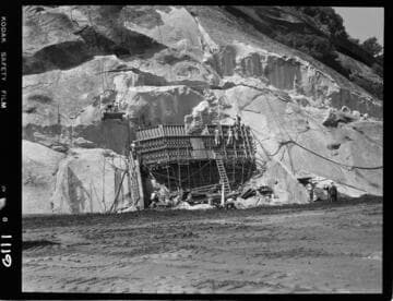 Big Creek - Mammoth Pool - Forming on the west abutment