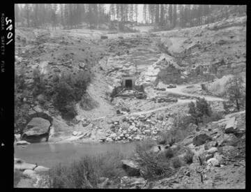 Big Creek - Mammoth Pool - Forming Trash-rack structure