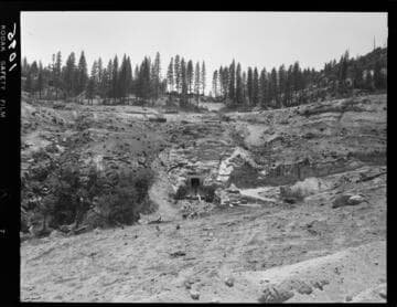 Big Creek - Mammoth Pool - Forming Trash-rack structure