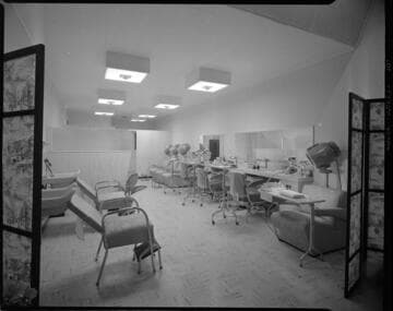 Beauty Parlor interiors