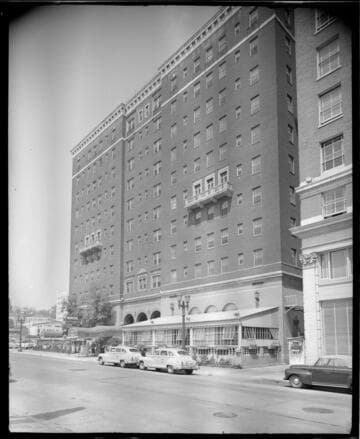 Knickerbocker Hotel