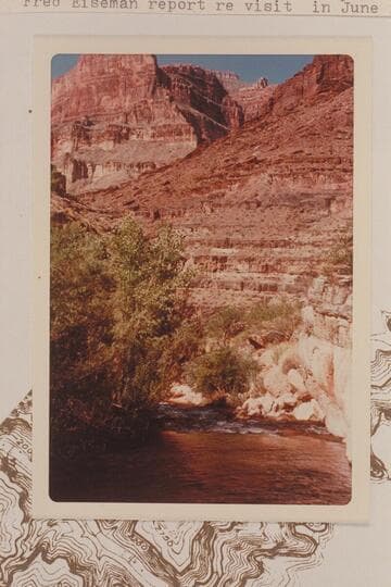 Down Tapeats Creek from 1/2 to 1 mile from its mouth