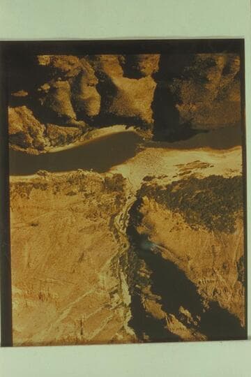 Spring Canyon and Spring Canyon Rapid; Mile 204.3. Approximate flow: 2800 cfs