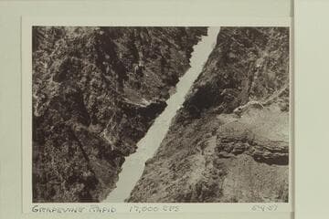 Grapevine Rapid. Approximate gauge: 17,000 cfs