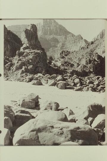Beach and monument at mouth of Monument Creek