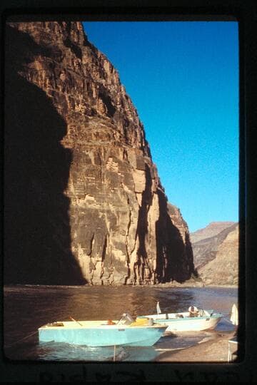 Mooring at foot of Vulcan Rapids