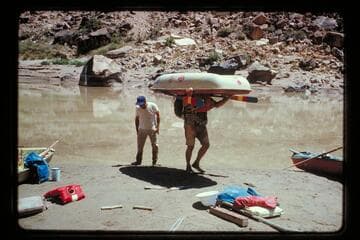 Bill Belknap starts a portage at Soap Creek