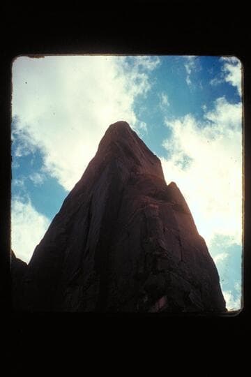 Mo Valley.  Shaft close-up