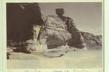 Utah-Arizona line; Warm Creek; Glen Canyon.  Mile 27.8, RB-MV Expedition.  Photo 653