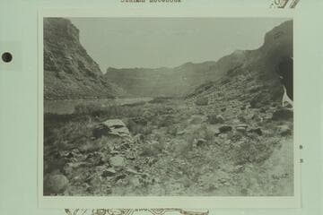 Station 8524 Up., Mile 216.  The bluff at upper left center is approximately Mile 216 1/2 and the camera for this view would have been at about Mile 215.6 which approximates Stanton's Sta. 8537
