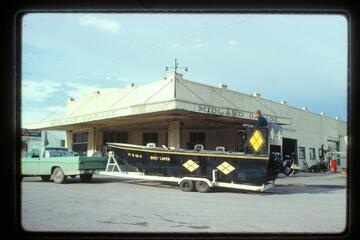 The "Bert Loper"; Green River