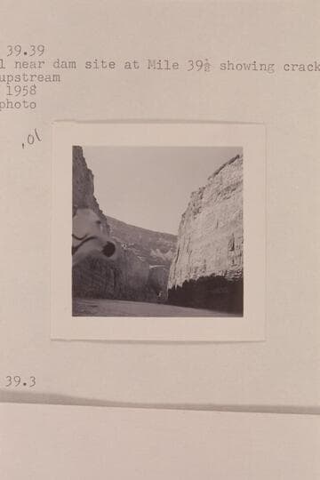 Left wall near dam site at Mile 39 1/2 showing crack. Looking upstream