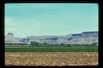 North to Gunnison Butte and Book Cliffs