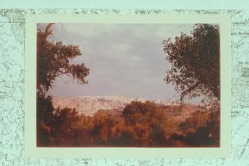 Westerly across the southern tip of Hall Mesa to Waterpocket Fold