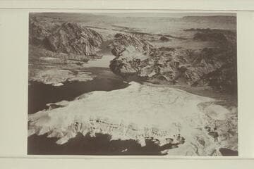Sand Point in the lower part; Iceberg Canyon above. The Lake is partly filled