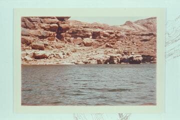 Top of the dugway at left bank at Hole in the Rock