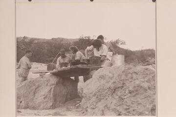 Dishwashing in the Grand Canyon;  Farquhar, Kent Frost, Ros Johnson, Pauline Saylor and Garth Marston
