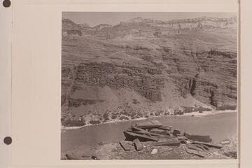 Rock structure above Unkar Rapid which may have been made by human hands. Since it is near the Indian fort, there is some justification in believing that it might be a lookout