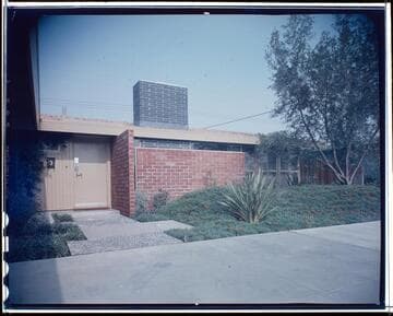 Rossmoor: Golden Estates model house