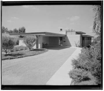 Tauff residence