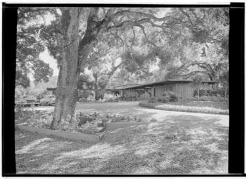 Schuman, I., residence