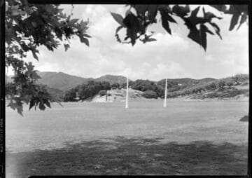 [Zanuck, Darryl, stables]