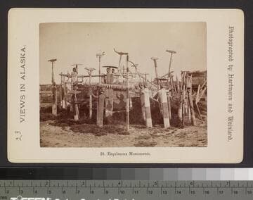 24. Esquimaux Monuments