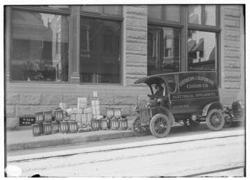 A "Buick" electric appliance delivery truck