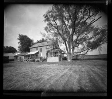 Gordon, Elizabeth, residence