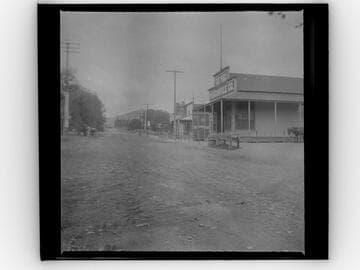 Center Street in Piru, California