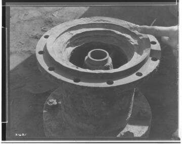 P4 - Pumping Plants - Peerless Pump Co. (worn pump parts)