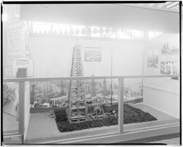 D2.4 - Displays, Fairs - Pomona Fair Exhibits