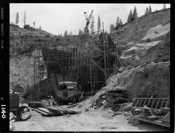 Big Creek - Mammoth Pool - Intake trash-rack