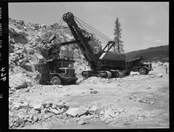 Big Creek - Mammoth Pool - Loading rocks at Spillway
