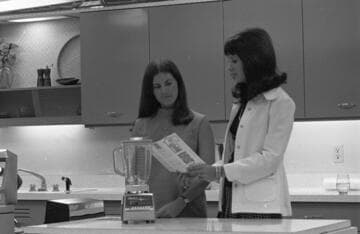 Demonstration of electric appliances at an electric living center