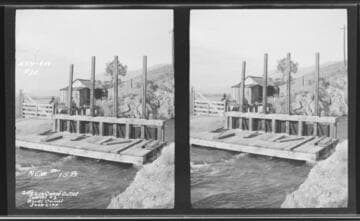 Borel : Gates in canal outlet