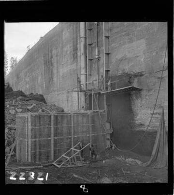 Big Creek, Huntington Lake Dams - Dam 2 Upstream face