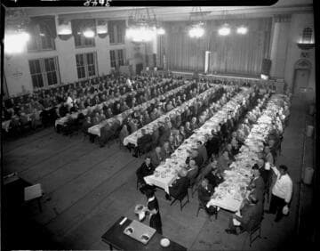 Diamond Club banquet in a ballroom with several hundered people