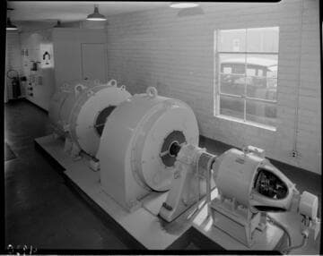 Synchronous condenser