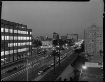Long Beach skyline with the new Edison Long Beach Regional Office in view
