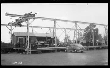 Long Beach Warehouse & loading crane