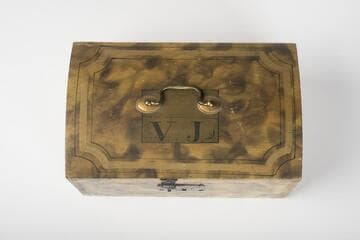 "V. J." Smoke-decorated Box