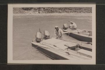 Rod Sanderson with the lines of the "Rattlesnake", Masland rigging on the "BOOTOO"; Mile 24 1/2