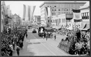 Rose Parade on Colorado Street looking west, January 1, 1926